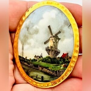 Vintage Brooch Signed Countess Fine Bone China England Dutch Scene Missing Back